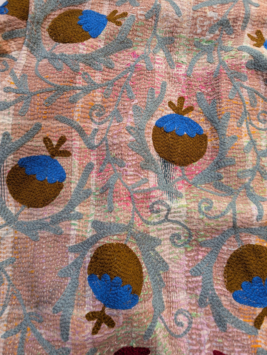 Van sari tot kunstwerk: one of a kind Kantha Suzani