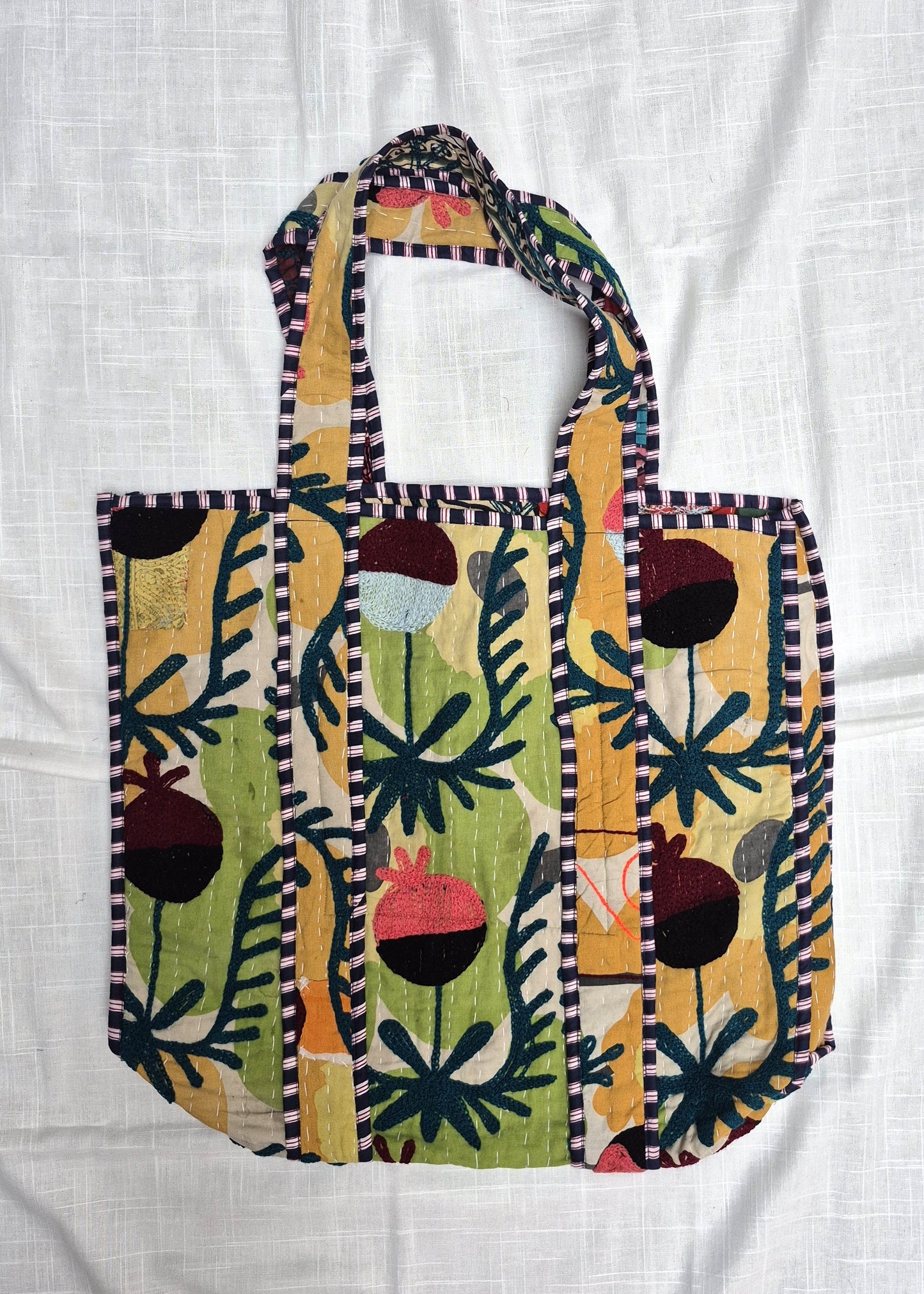Vintage kantha tote bag met suzani borduursel # 24