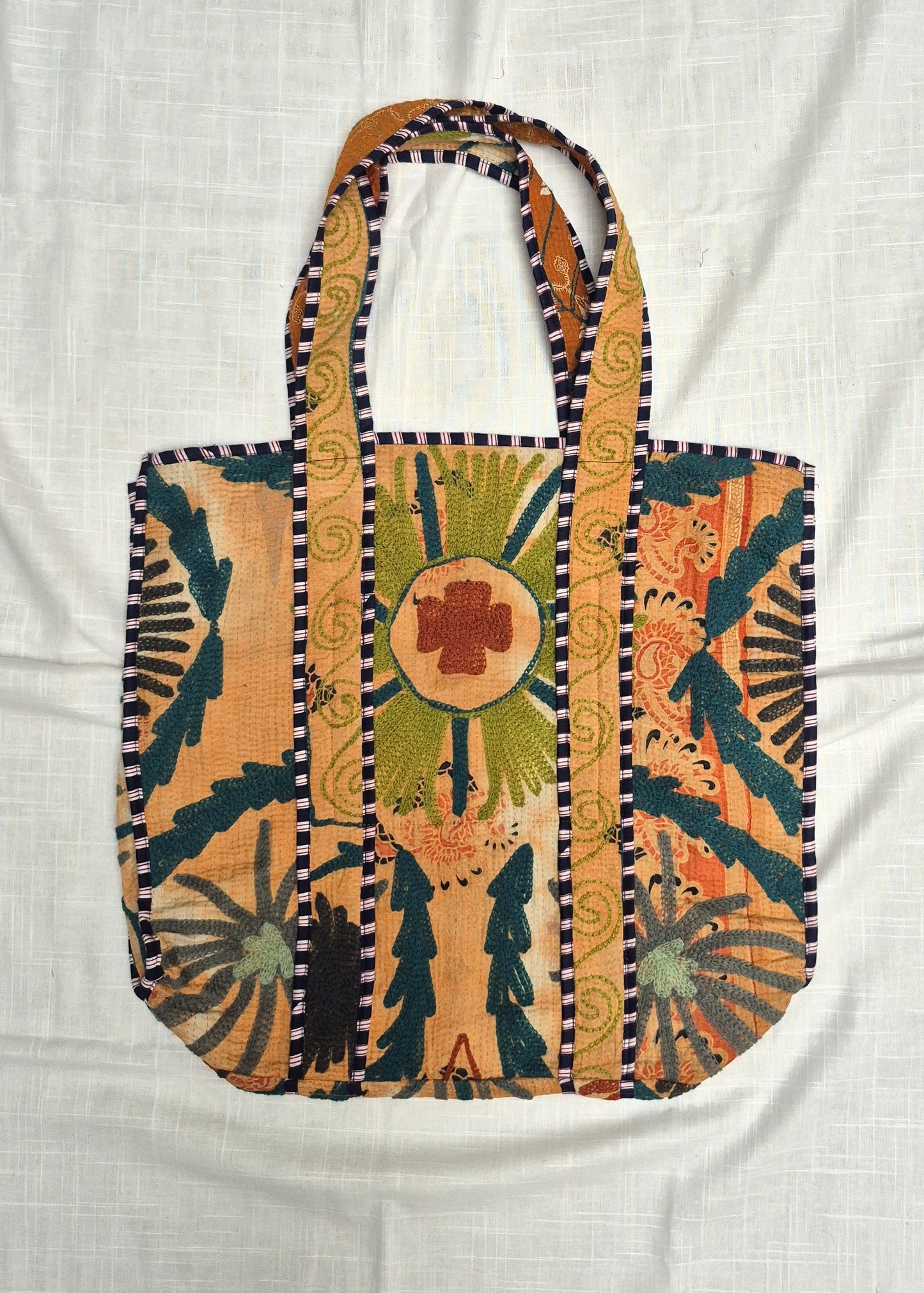Vintage kantha tote bag met suzani borduursel # 15