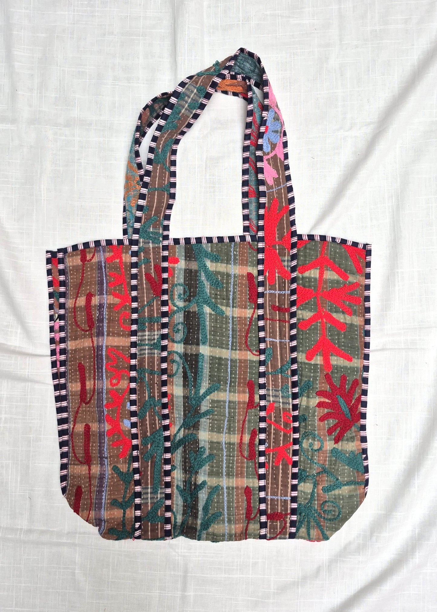 Vintage kantha tote bag met suzani borduursel # 4