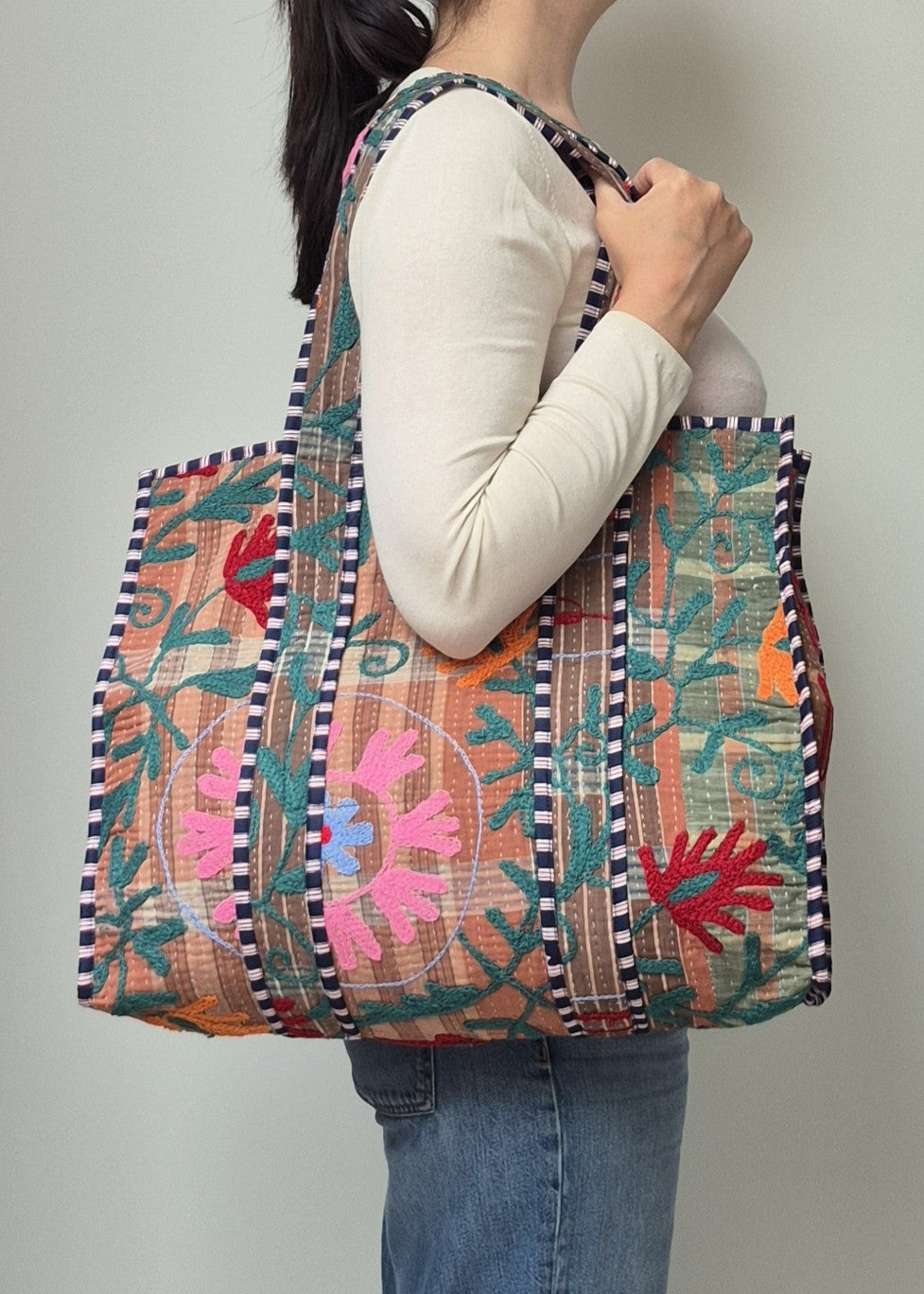 Vintage kantha tote bag met suzani borduursel # 6