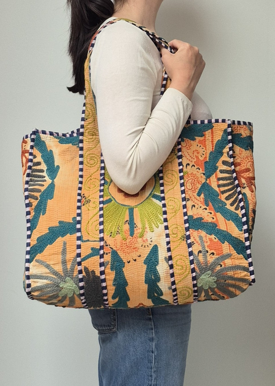 Vintage kantha tote bag met suzani borduursel # 15