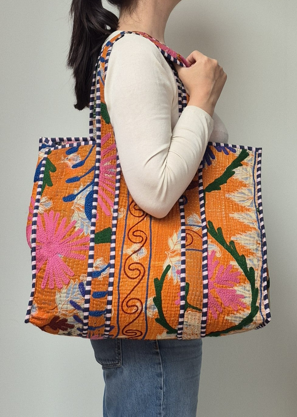 Vintage kantha tote bag met suzani borduursel # 16