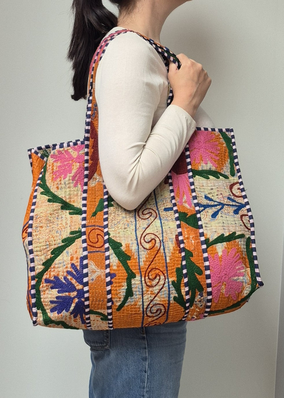 Vintage kantha tote bag met suzani borduursel # 16