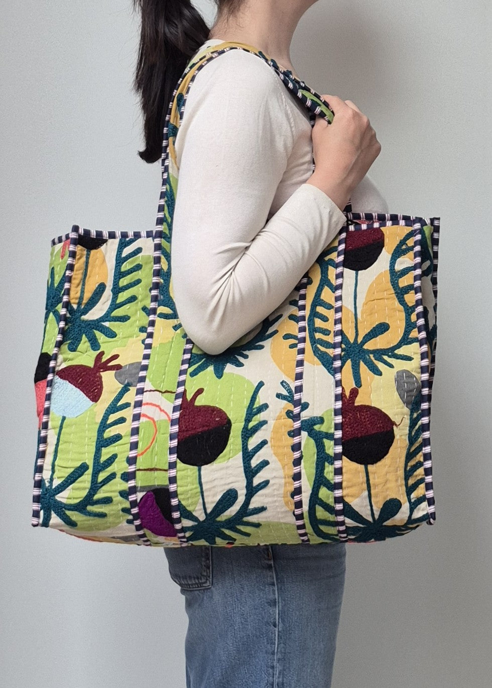 Vintage kantha tote bag met suzani borduursel # 22