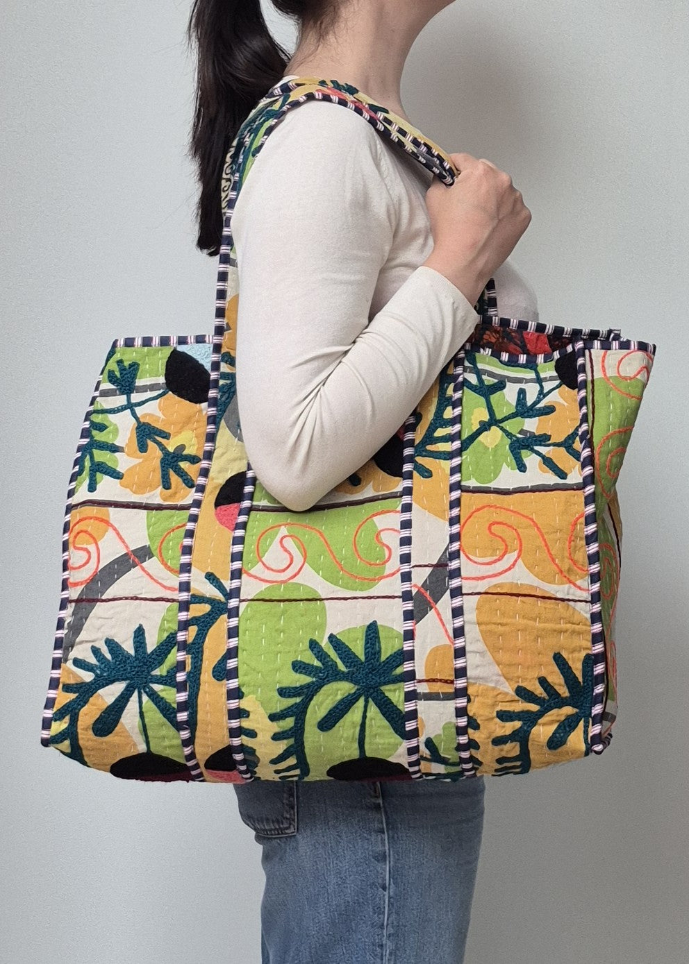 Vintage kantha tote bag met suzani borduursel # 24