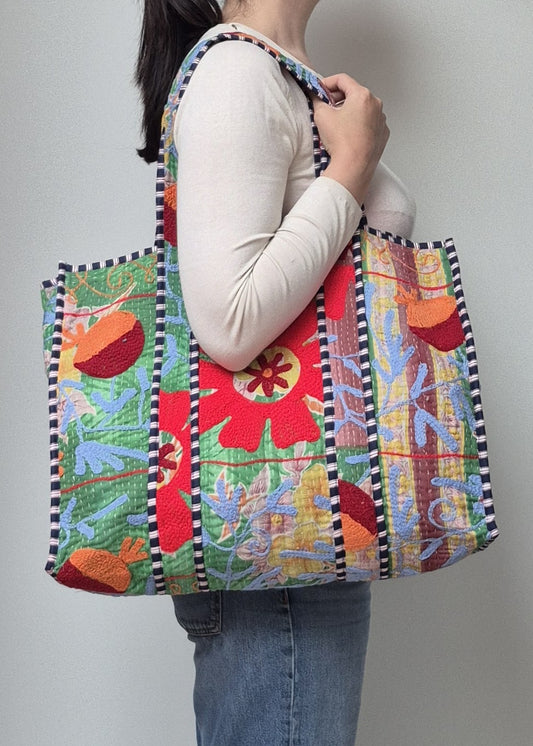 Vintage kantha tote bag met suzani borduursel # 27