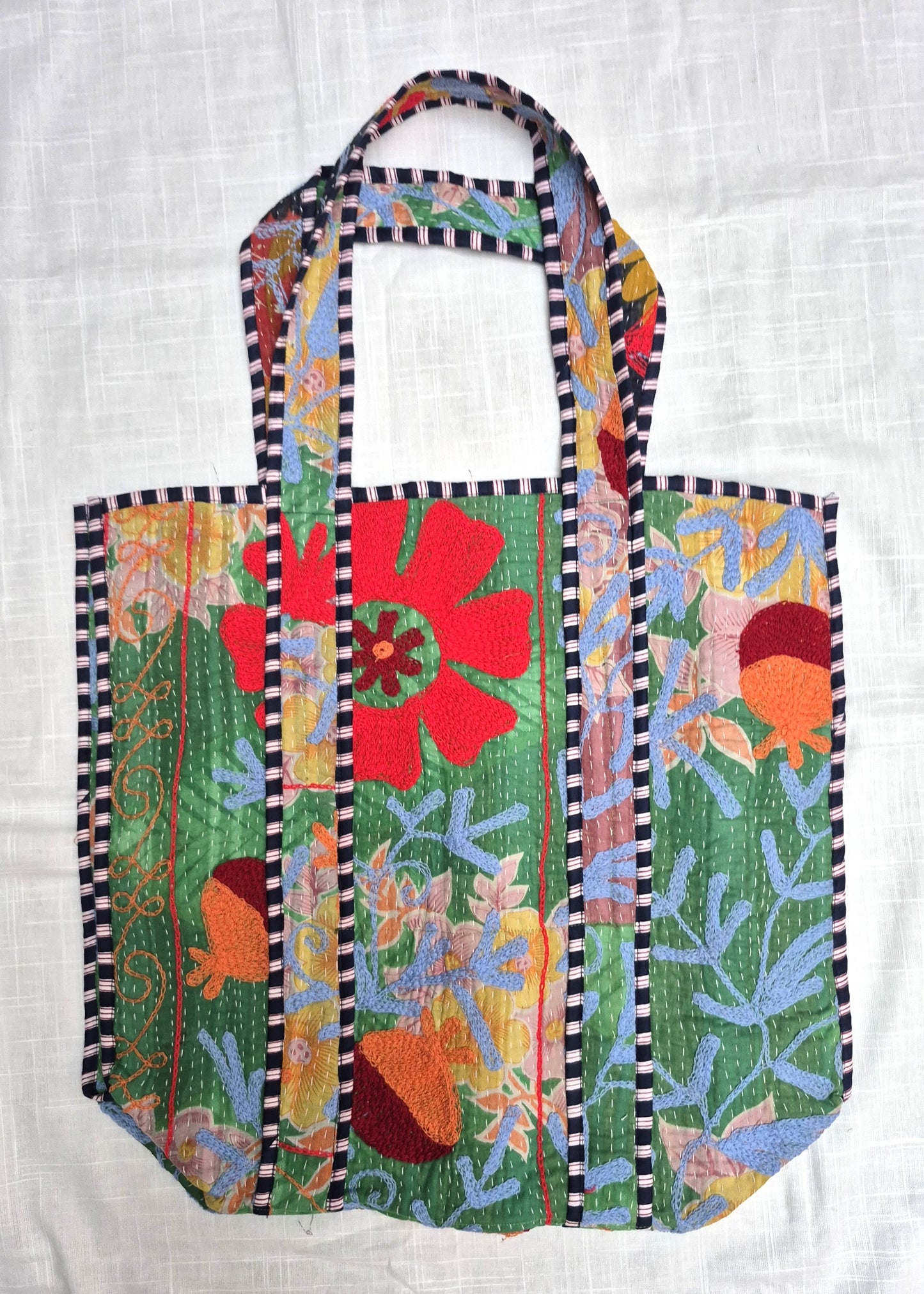 Vintage kantha tote bag met suzani borduursel # 26