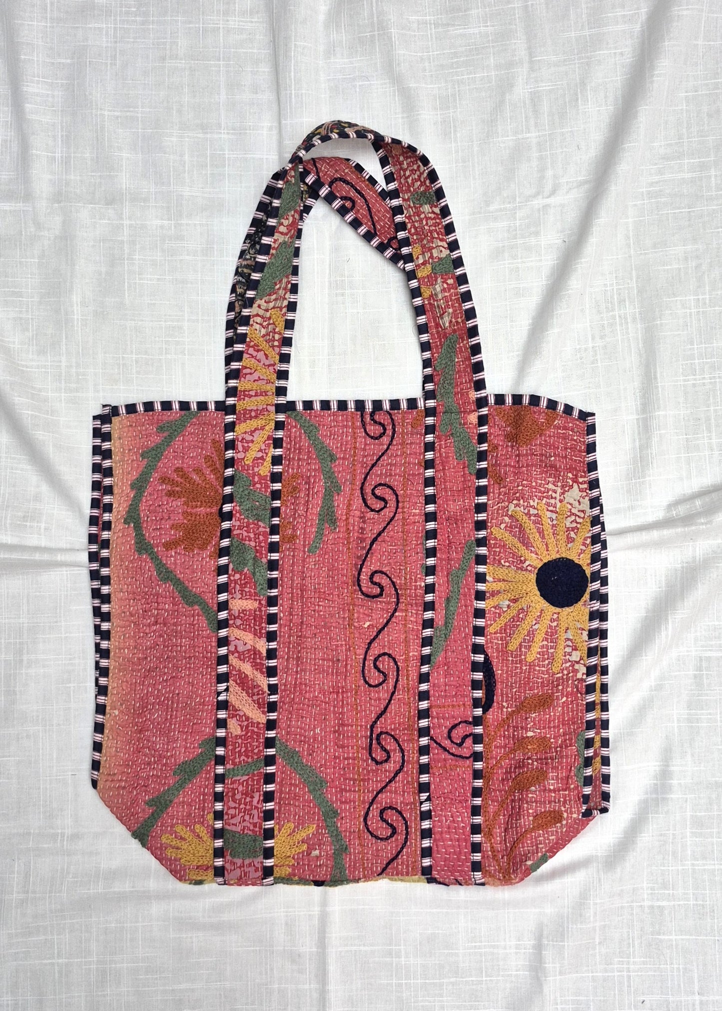 Vintage kantha tote bag met suzani borduursel # 20